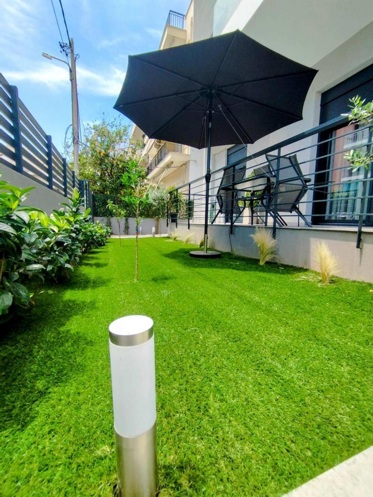 אתונה Floral Home 1 - Ground Floor Apt With Courtyard And Private Parking! מראה חיצוני תמונה